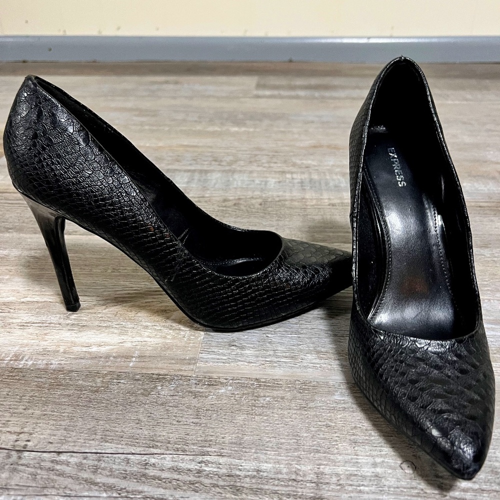 Express Black Heels